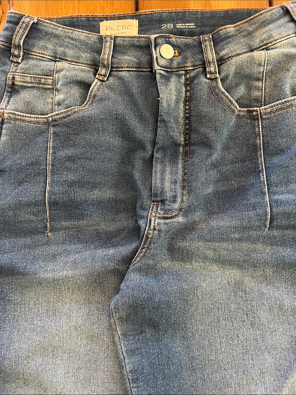 Anthropologie- Pilcro Kenna Mid-Rise Heritage Barrel Jeans- size 28 - Picture 7 of 12